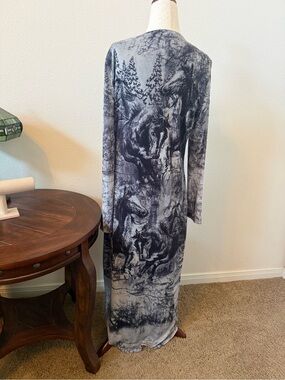 Reba Long Sleeve Gray Horse Scenic Maxi Dress